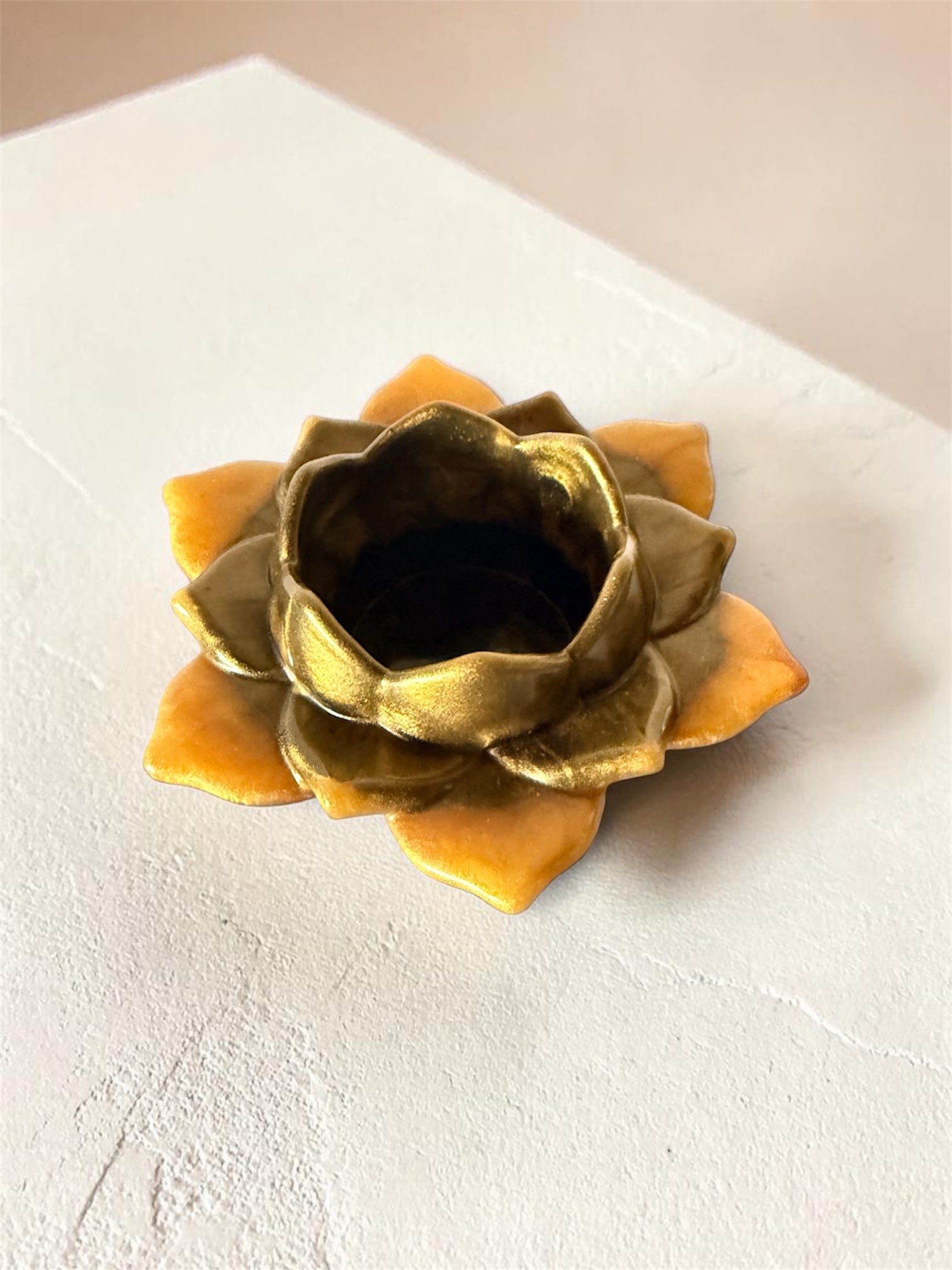 Golden Lotus Resin Candle Holder DPD
